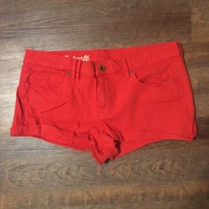Madewell - Size 31 - Red crop shorts
